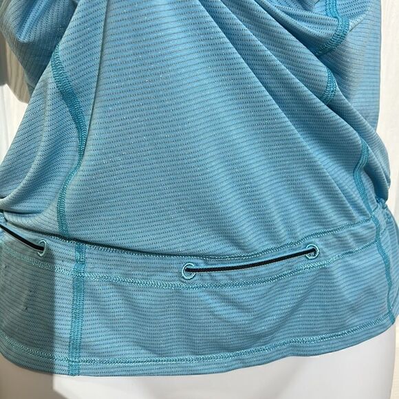 Lululemon Hustle & Bustle Tank size 4 - Picture 9 of 12